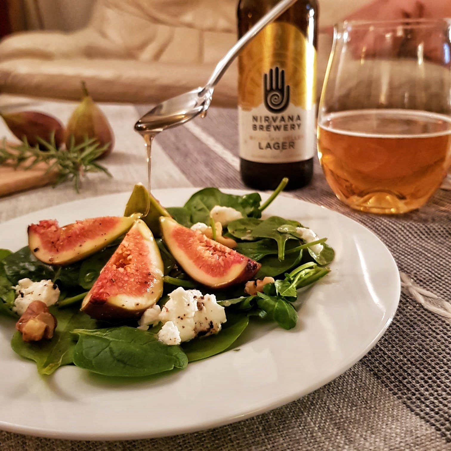 VALENTINE’S DAY ALCOHOL-FREE BEER & FOOD PAIRING MENU